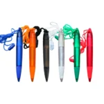 Lapicero Plástico Colgante Giratorio – Tinta Azul (Por unidad)